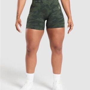 Gymshark Adapt Camo Seamless Shorts-Victory Green/ Force Green Medium